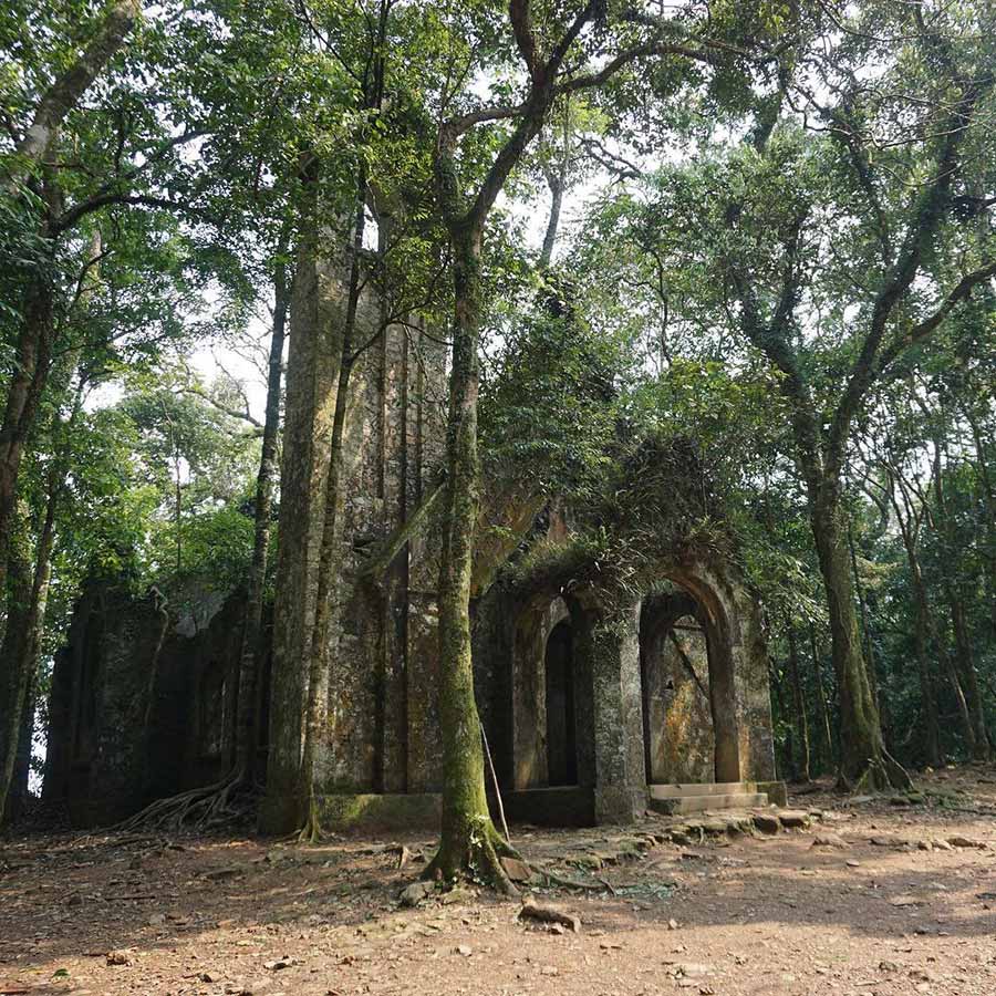 nhà thờ đổ ba vì